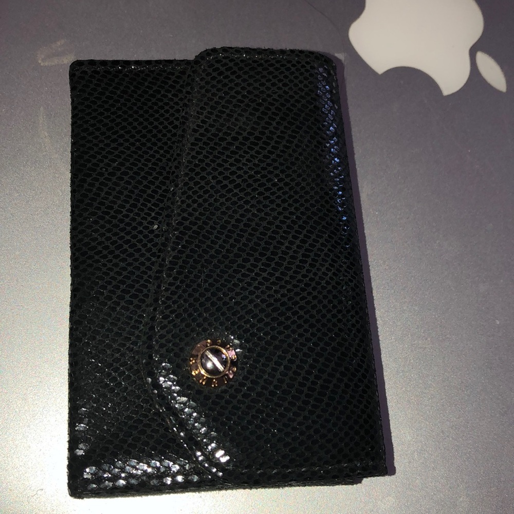Beautiful Henri Bendel Card Wallet